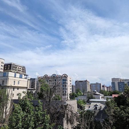 Moonflower Residence 4645 比什凯克 外观 照片