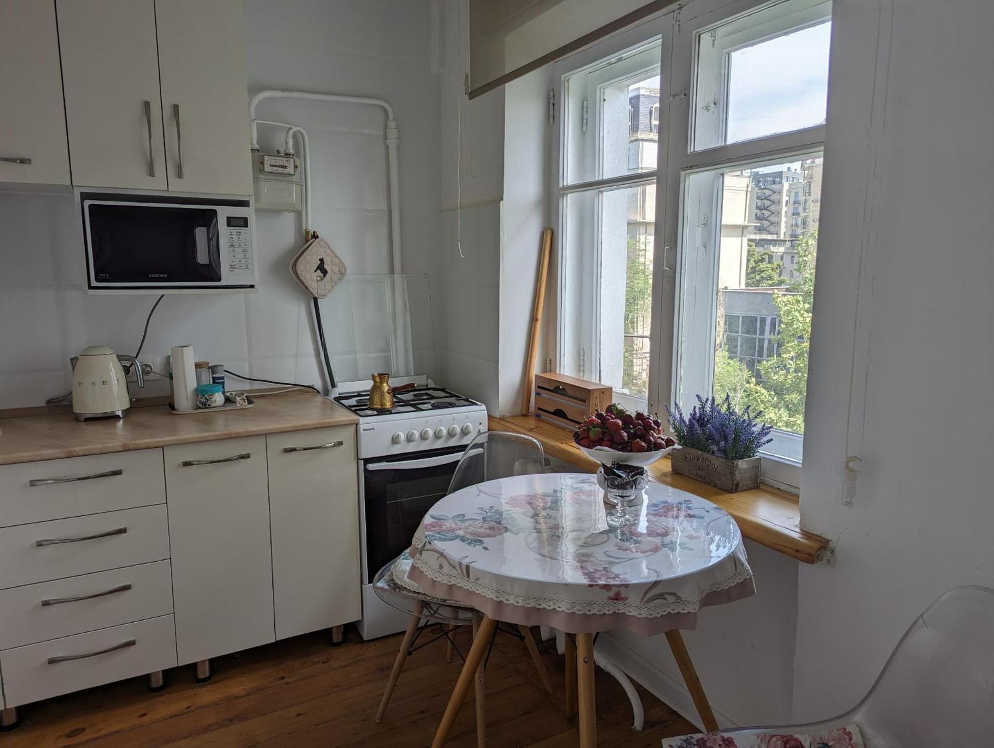 Moonflower Residence 4645 比什凯克 外观 照片